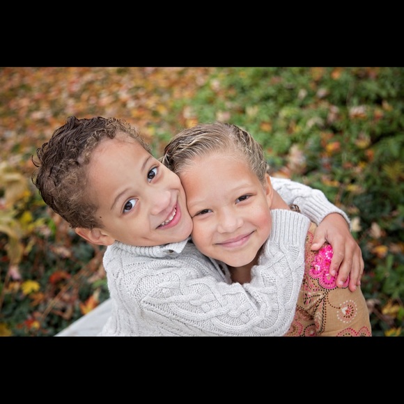 Meet your Posher, Stephanie - Picture 3 of 3